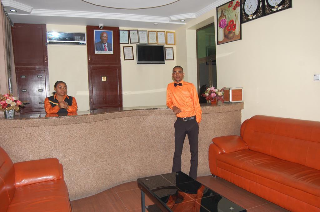 Donsuite Hotel Dar es Salaam Exterior photo