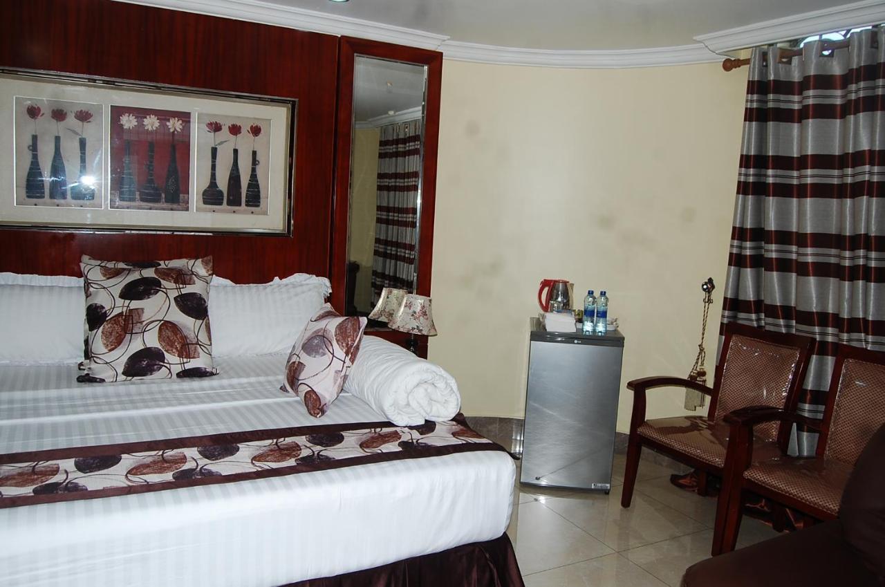 Donsuite Hotel Dar es Salaam Exterior photo