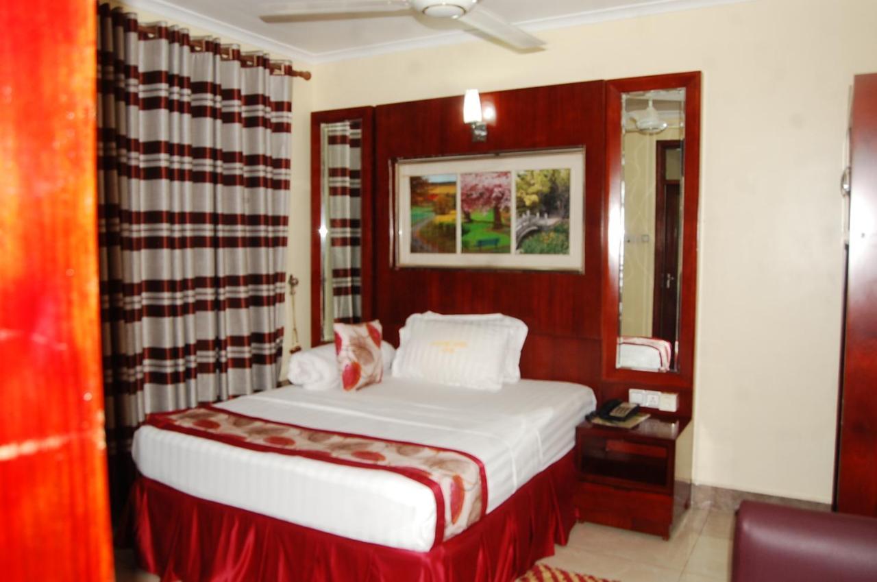Donsuite Hotel Dar es Salaam Exterior photo
